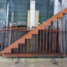 Scala T / Staircase T